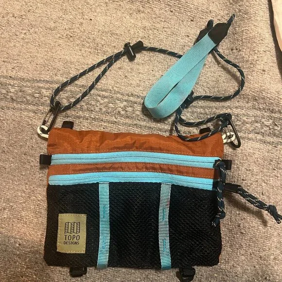 Topo Designs Mountain Accessory Shoulder Bag - Picture 2 of 3